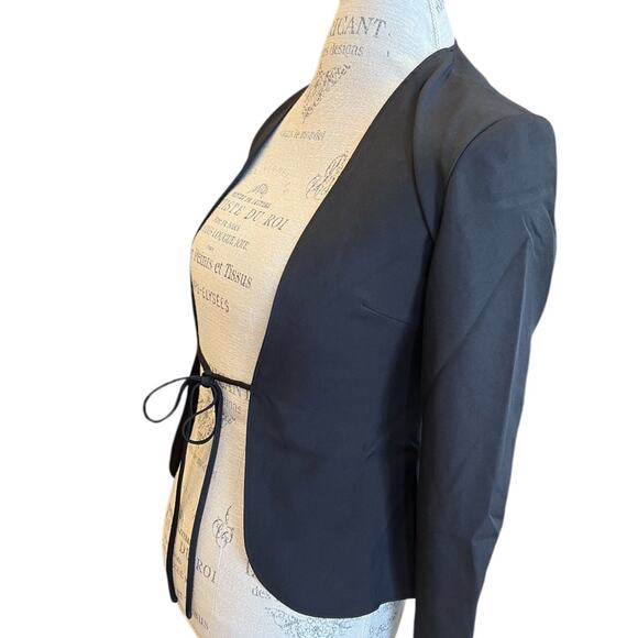 Rumored Women's Waldorf Top - XS - NWT - Picture 5 of 9